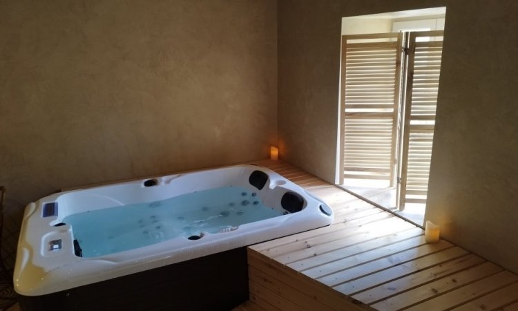 spa deux places allongés avec plage